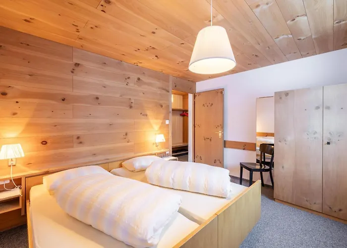 Chasa Val 3 Apartment Scuol